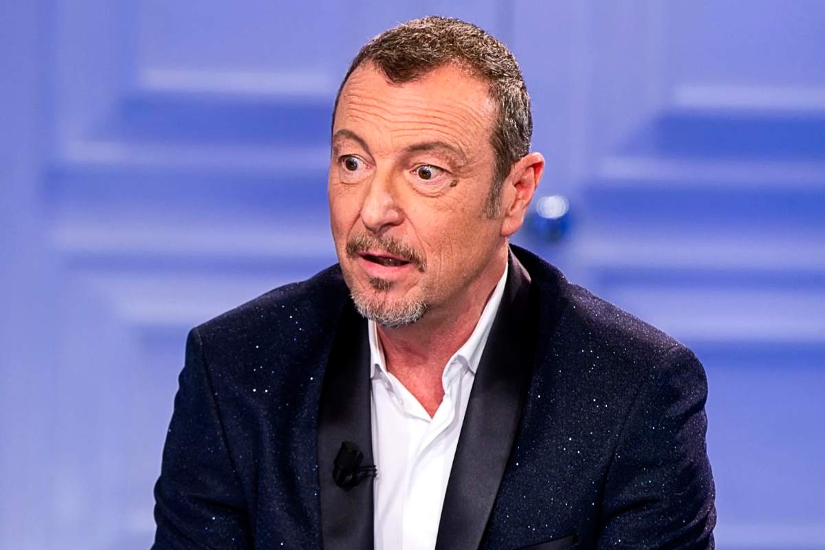 amadeus in primo piano