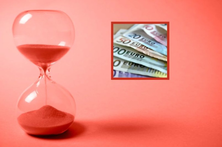 clessidra e nel riquadro delle banconote di euro